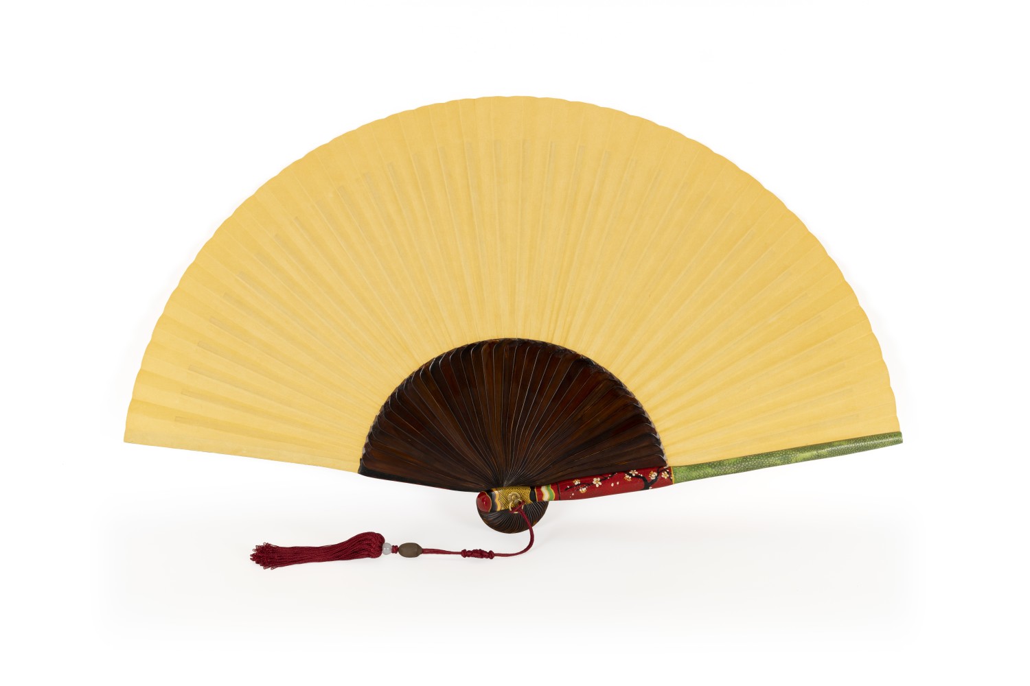 어피 옻칠선   35 × 65 cm