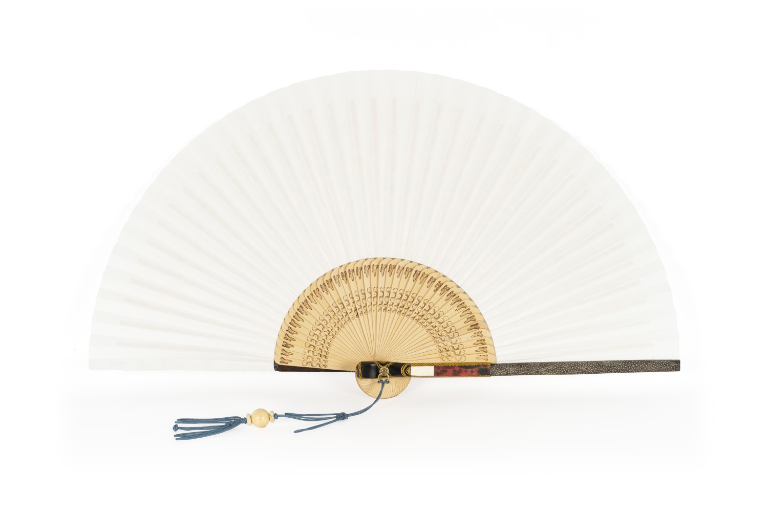 어피 삼대선   35 × 65 cm